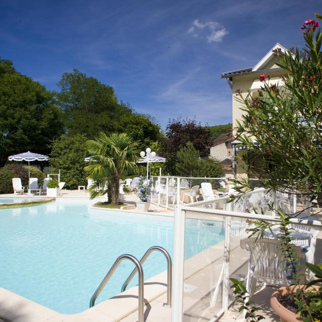 Piscine Relais de Farrou Jour